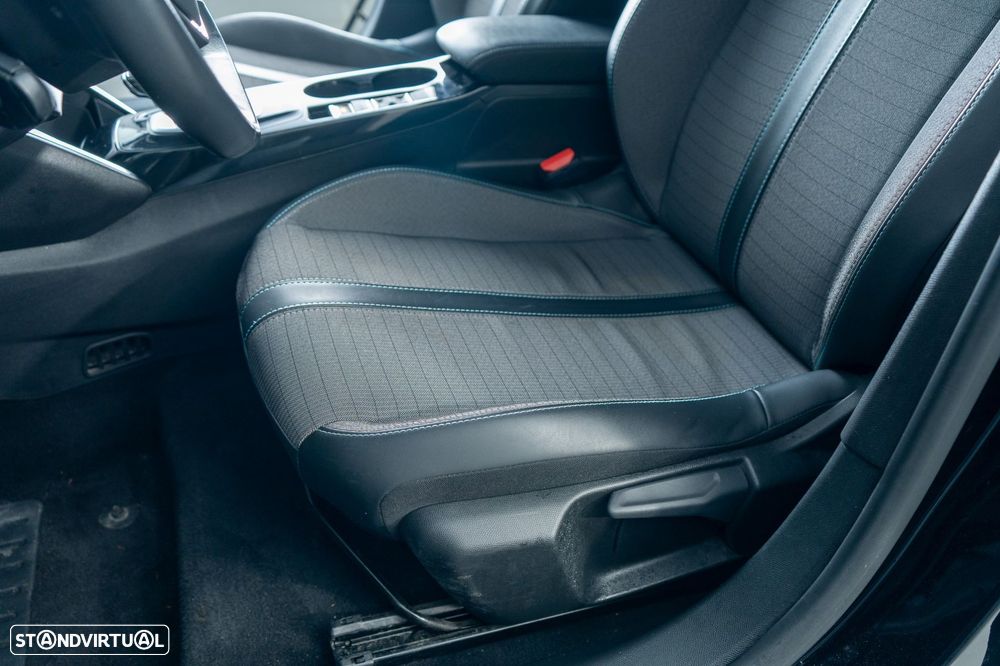 Peugeot e-208 50 kWh Allure Pack - 6