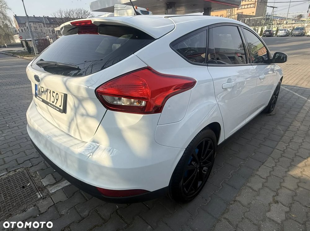 Ford Focus 1.6 Trend - 13