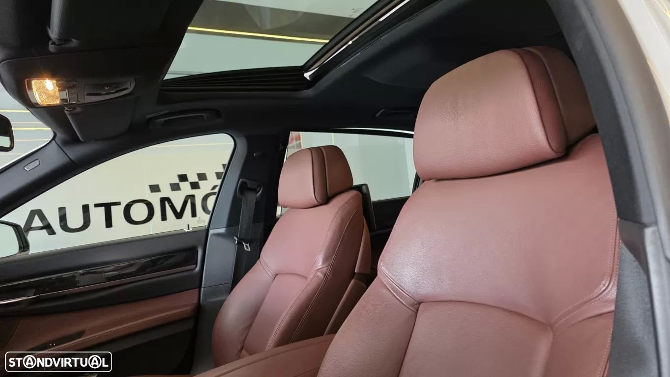 BMW 730 Ld Edition Exclusive - 38