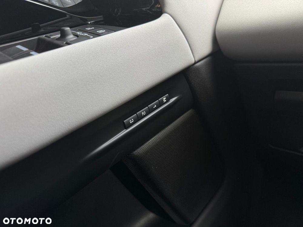 Land Rover Range Rover Evoque - 8