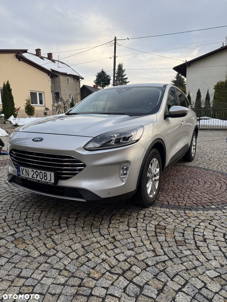 Ford Kuga - 2