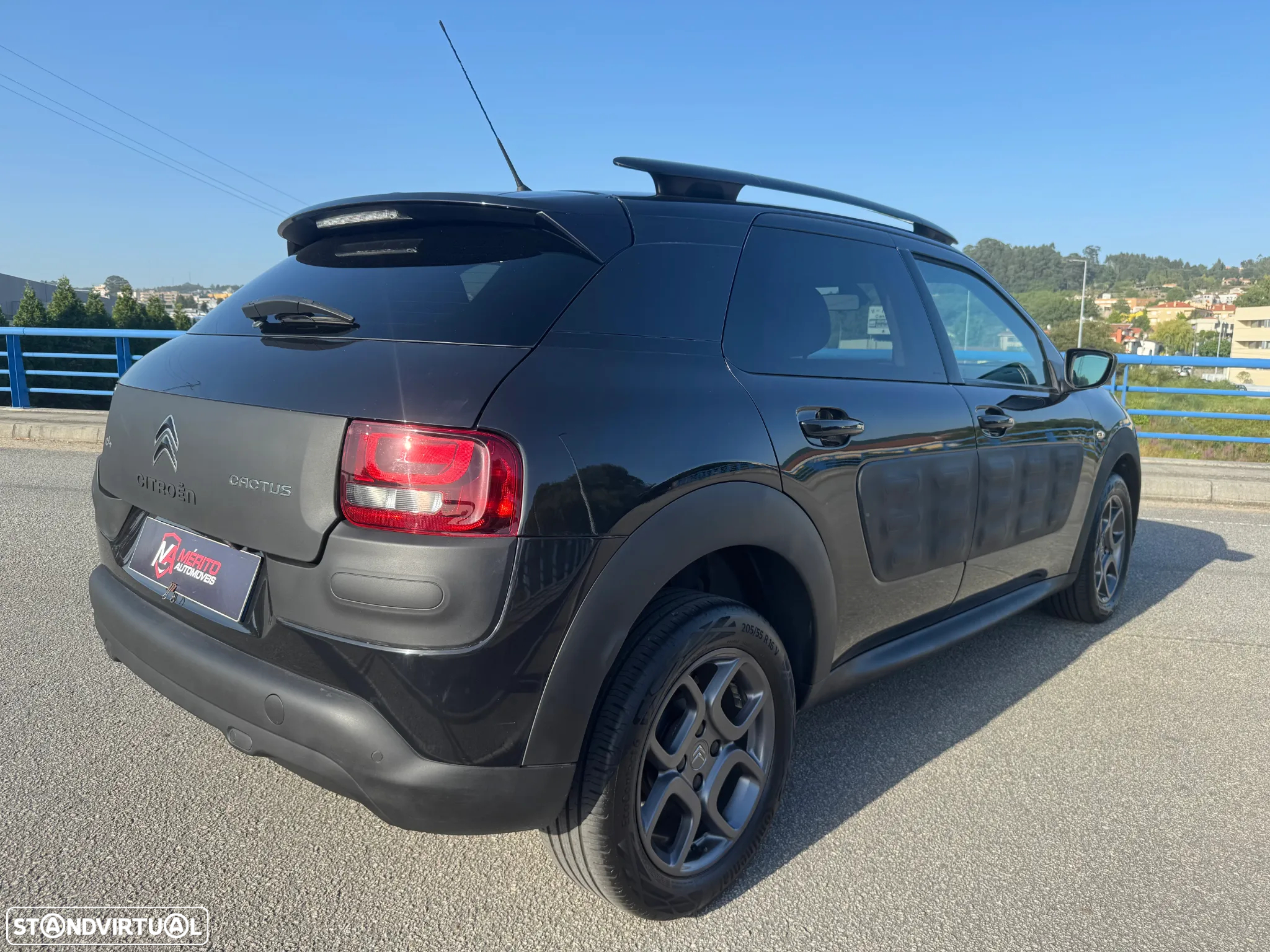 Citroën C4 Cactus 1.2 PureTech Cool&Comfort - 3