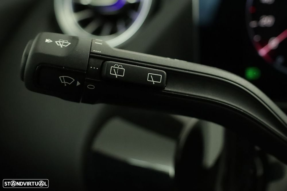 Mercedes-Benz B 250 e AMG Line - 18