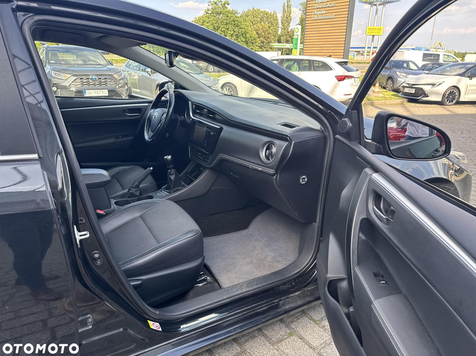 Toyota Corolla 1.6 Prestige EU6 - 27