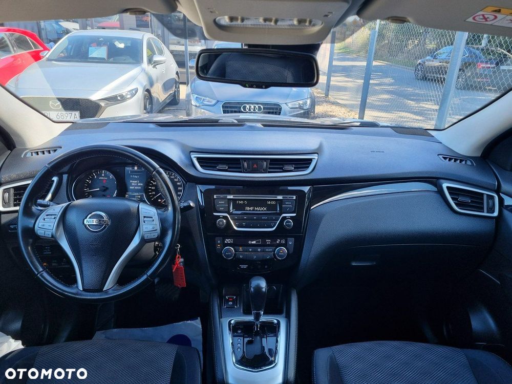 Nissan Qashqai - 14