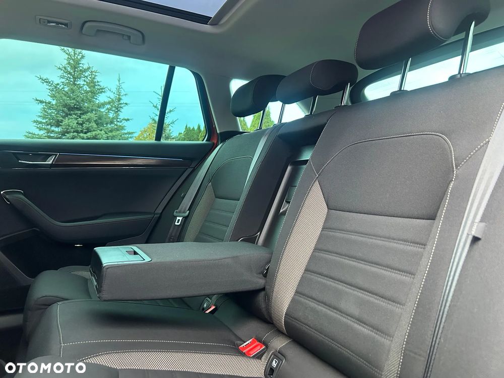 Skoda Superb 2.0 TDI SCR 4x4 Scout DSG - 33