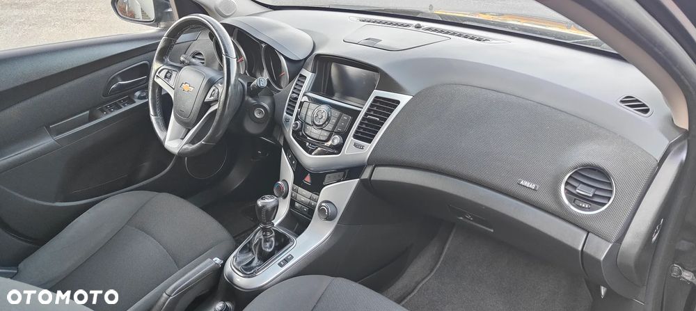 Chevrolet Cruze 1.4 T LT+ - 29