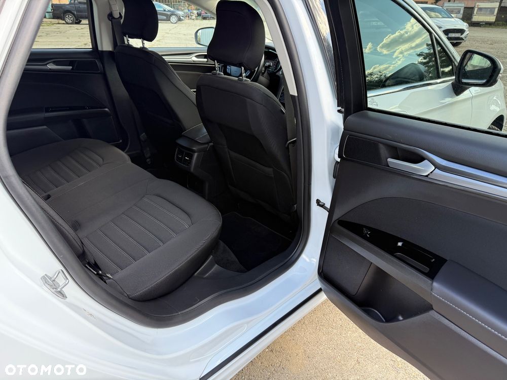 Ford Mondeo 2.0 EcoBlue Titanium - 10