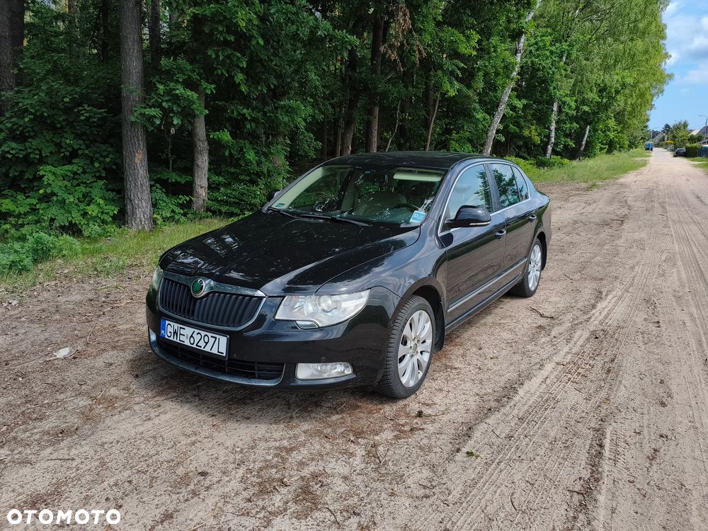 Skoda Superb 3.6 FSI 4x4 Platinum DSG - 2