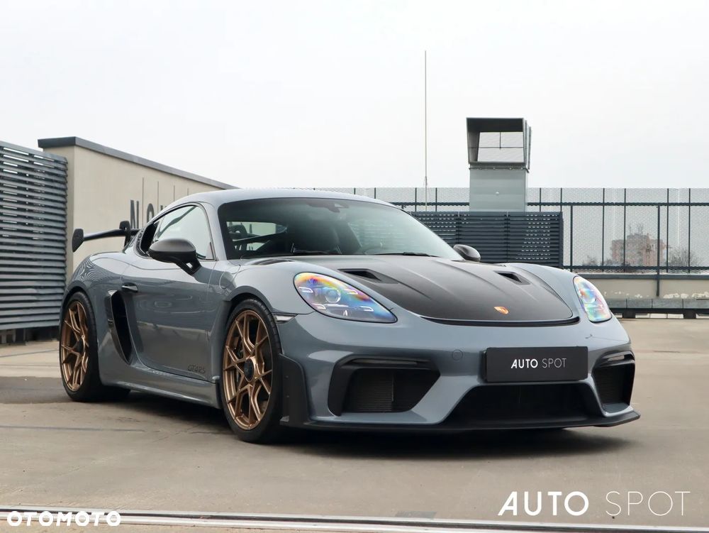 Porsche 718 Cayman GT4 RS - 19
