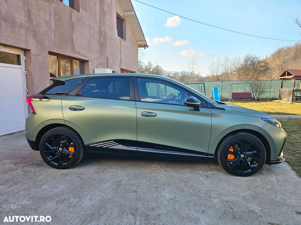 MG MG4 EV 64 kWh XPower - 32