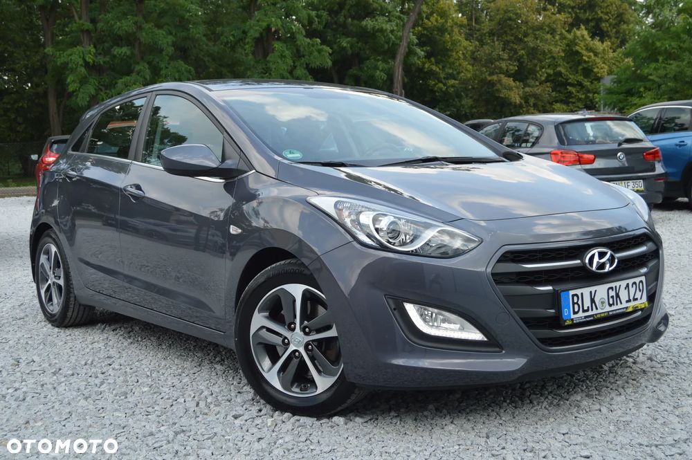 Hyundai i30 blue 1.6 GDI YES Gold - 15