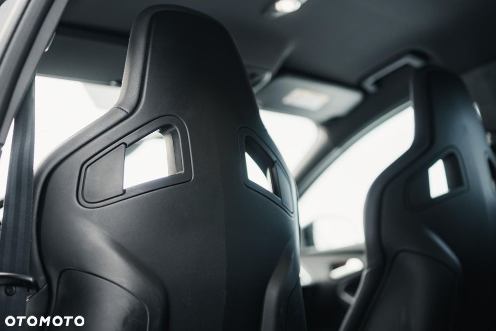 Ford Focus - 11