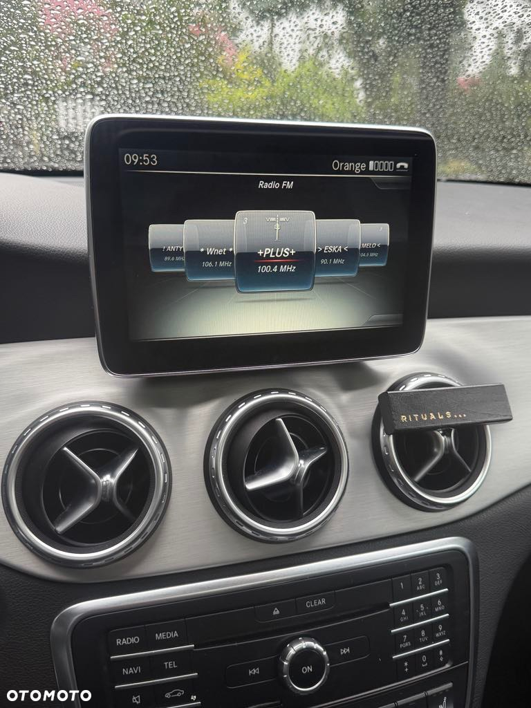 Mercedes-Benz GLA 250 4-Matic - 11