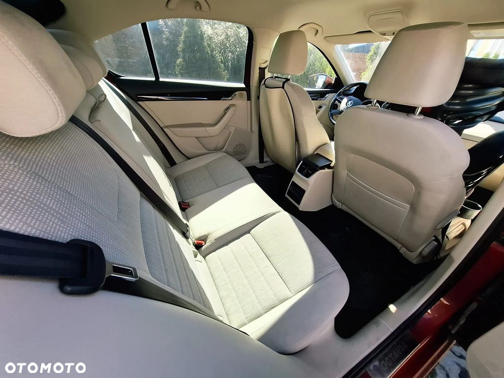 Skoda Octavia 1.2 TSI Elegance - 24