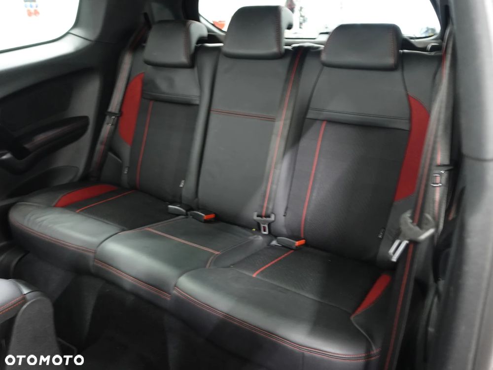 Peugeot 208 GTI 200 THP - 25