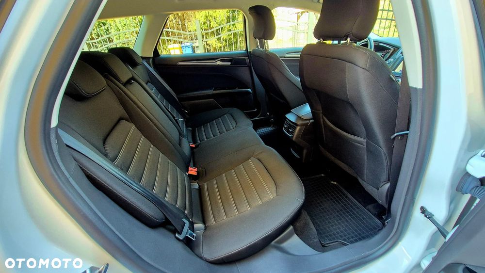 Ford Mondeo 2.0 EcoBlue Titanium - 17