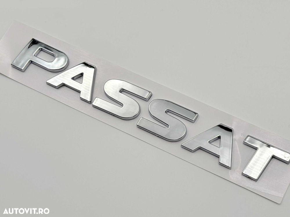 Emblema Compatibila VW Passat crom - 1