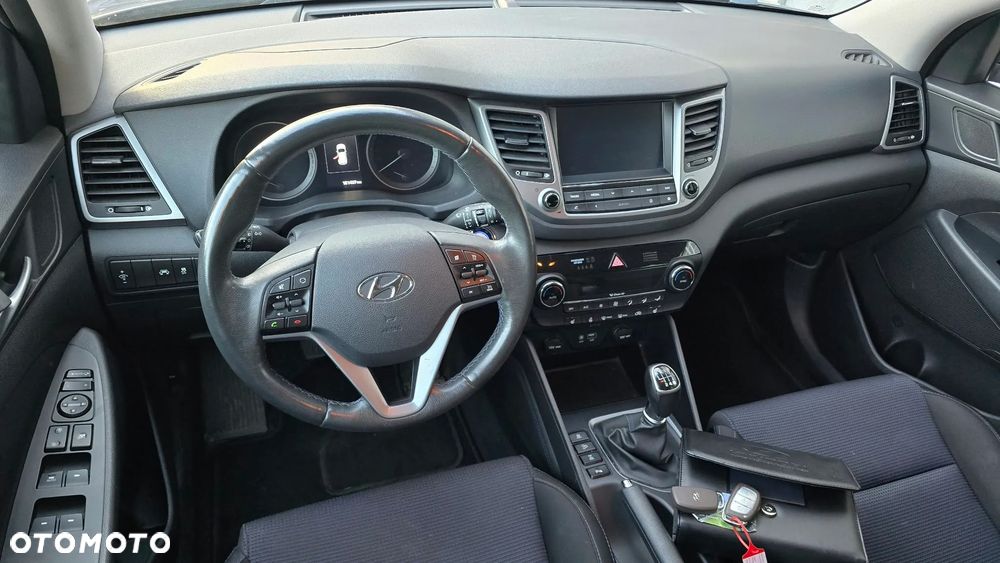 Hyundai Tucson 2.0 CRDI Comfort 4WD - 19