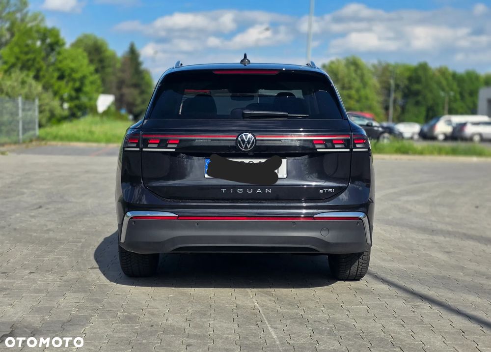 Volkswagen Tiguan - 17