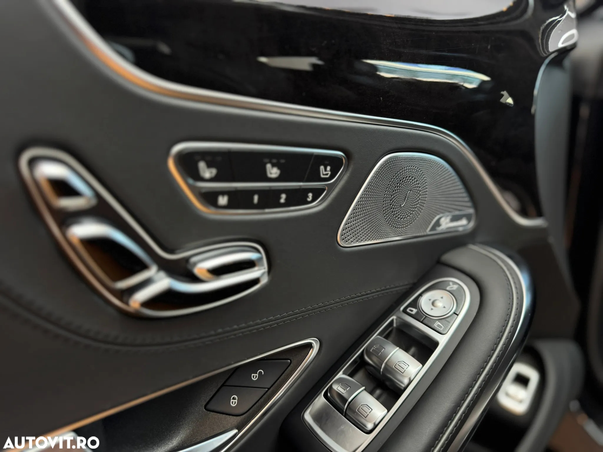 Mercedes-Benz S 560 Coupe Aut - 10