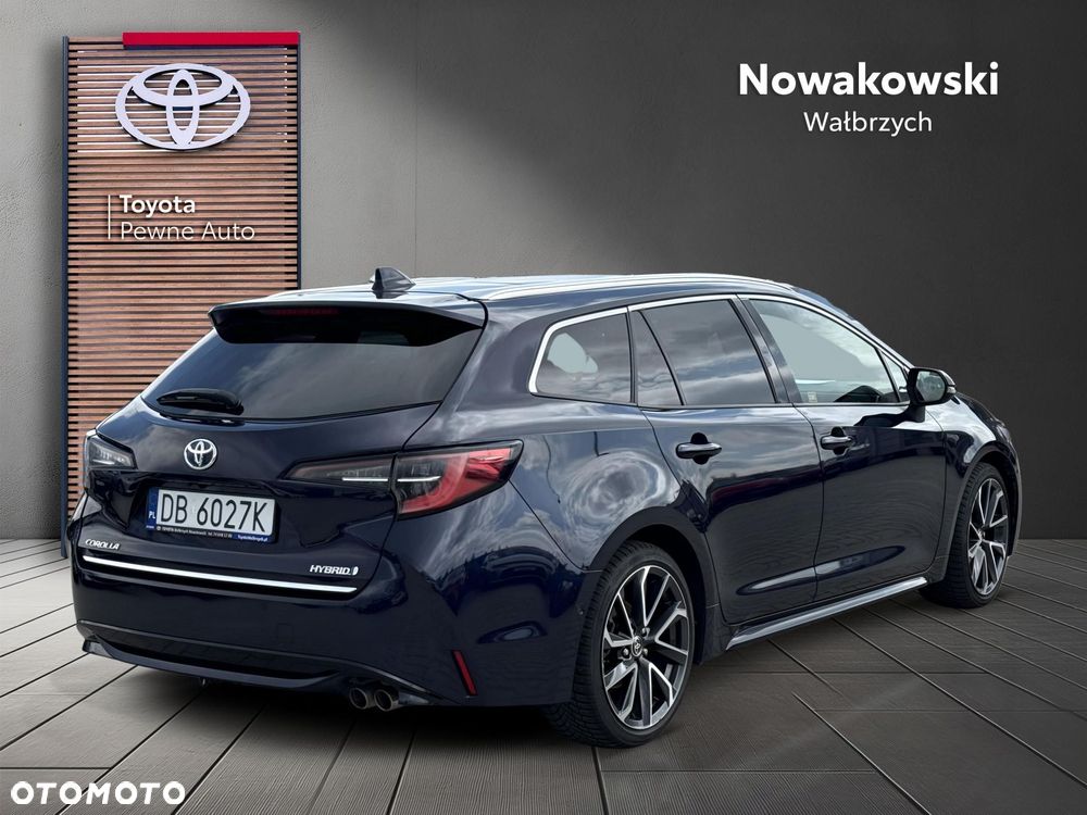 Toyota Corolla - 3