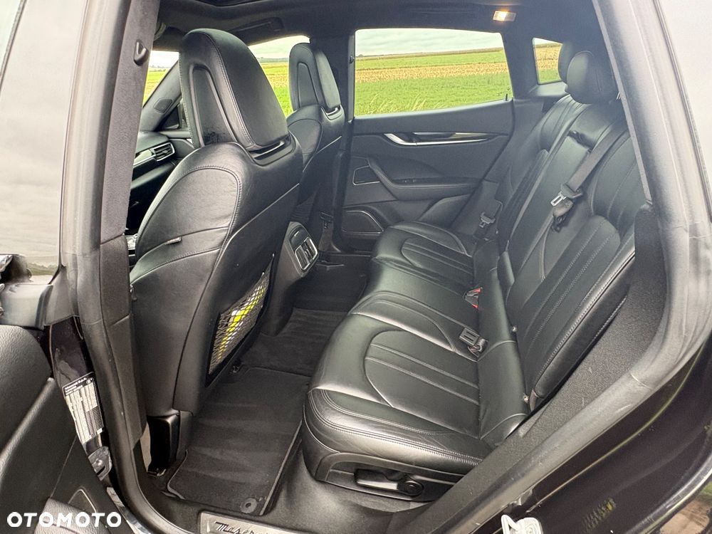 Maserati Levante - 16
