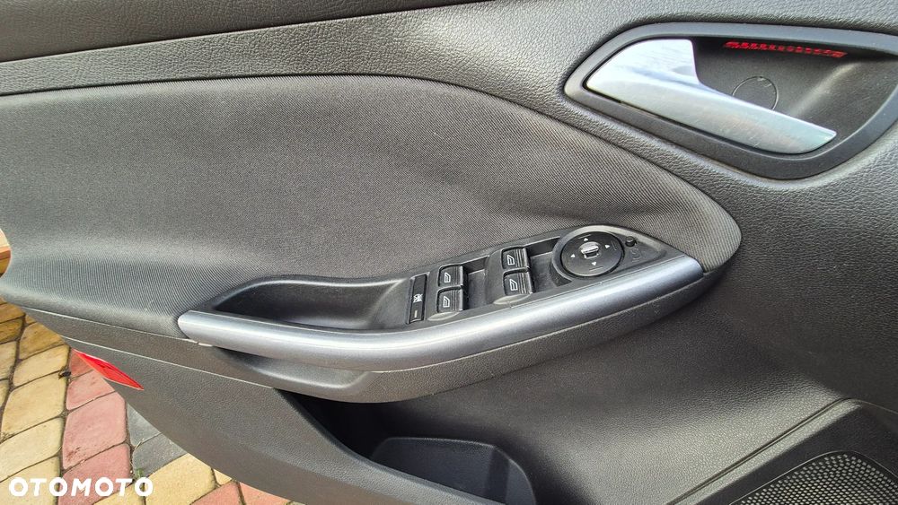 Ford Focus 2.0 TDCi Titanium - 12