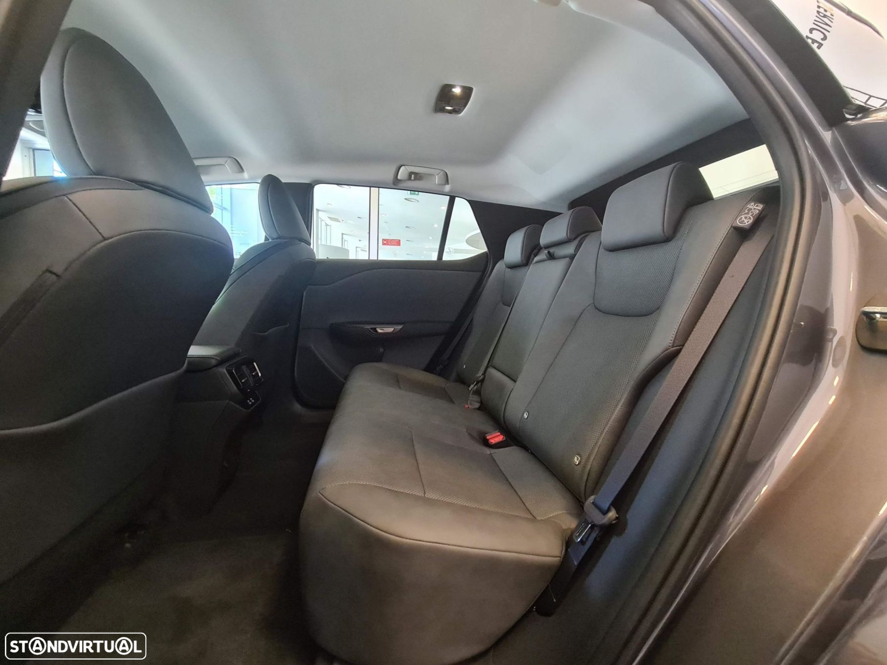 Lexus rz-450e Executive Plus - 18