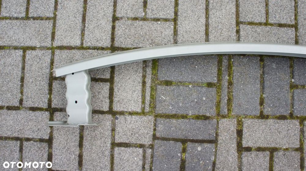 BELKA TYLNY ZDERZAK RENAULT ZOE - 5