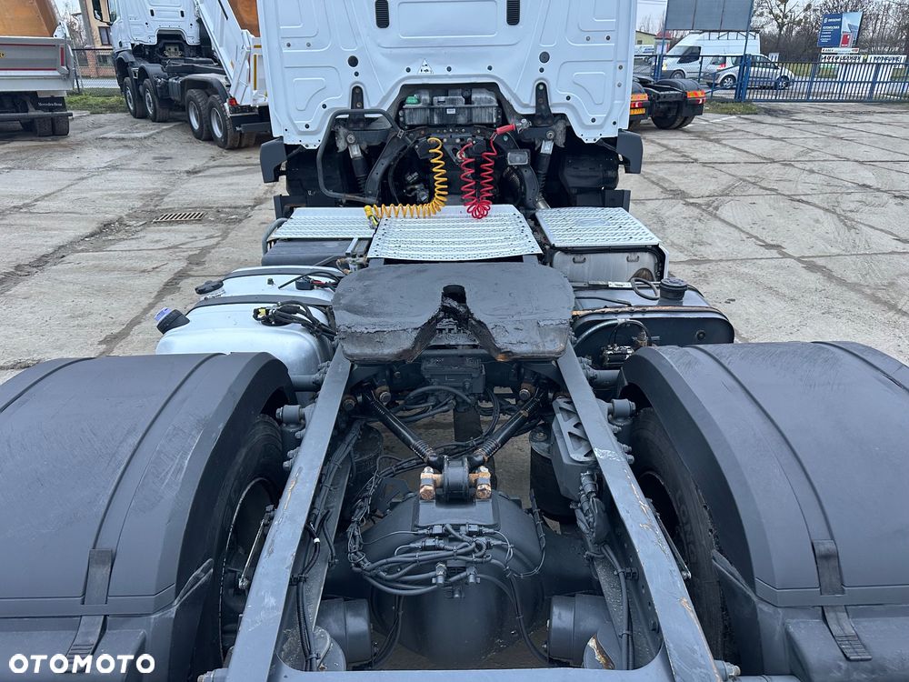 Mercedes-Benz Antos - 6