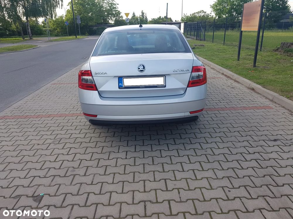 Skoda Octavia 1.6 TDI SCR Ambition - 5