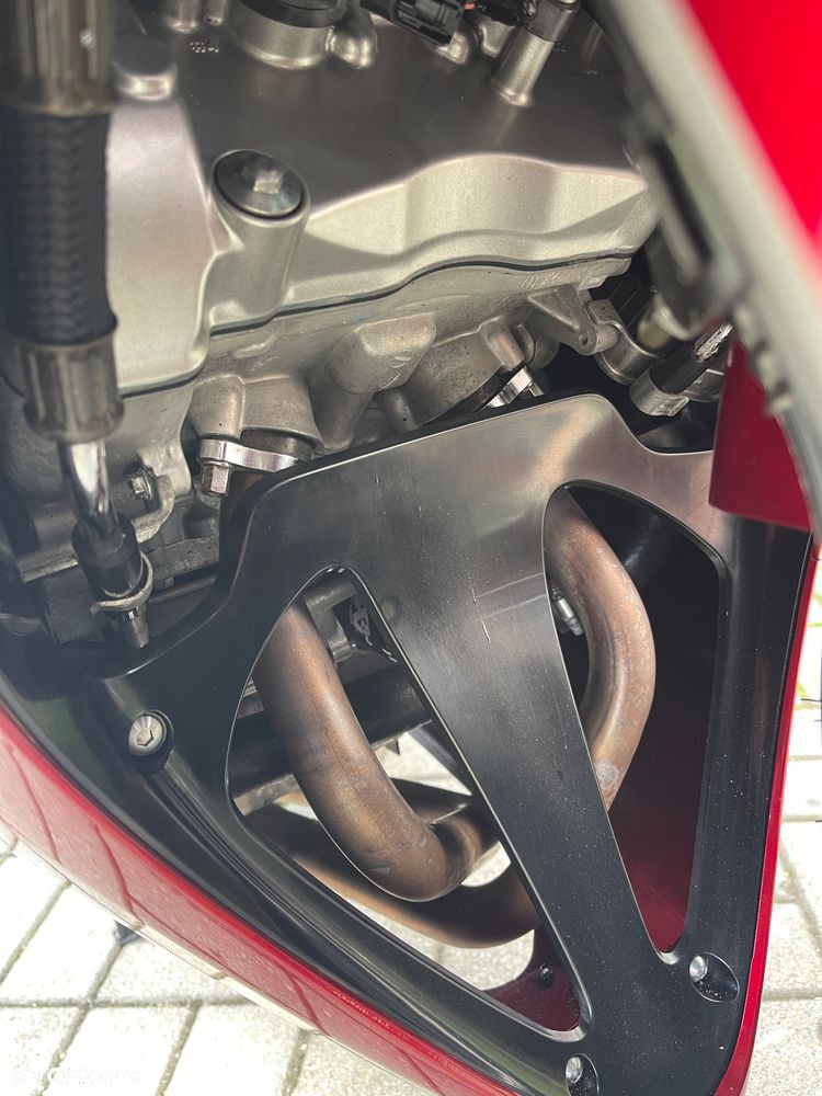 Honda VFR - 17