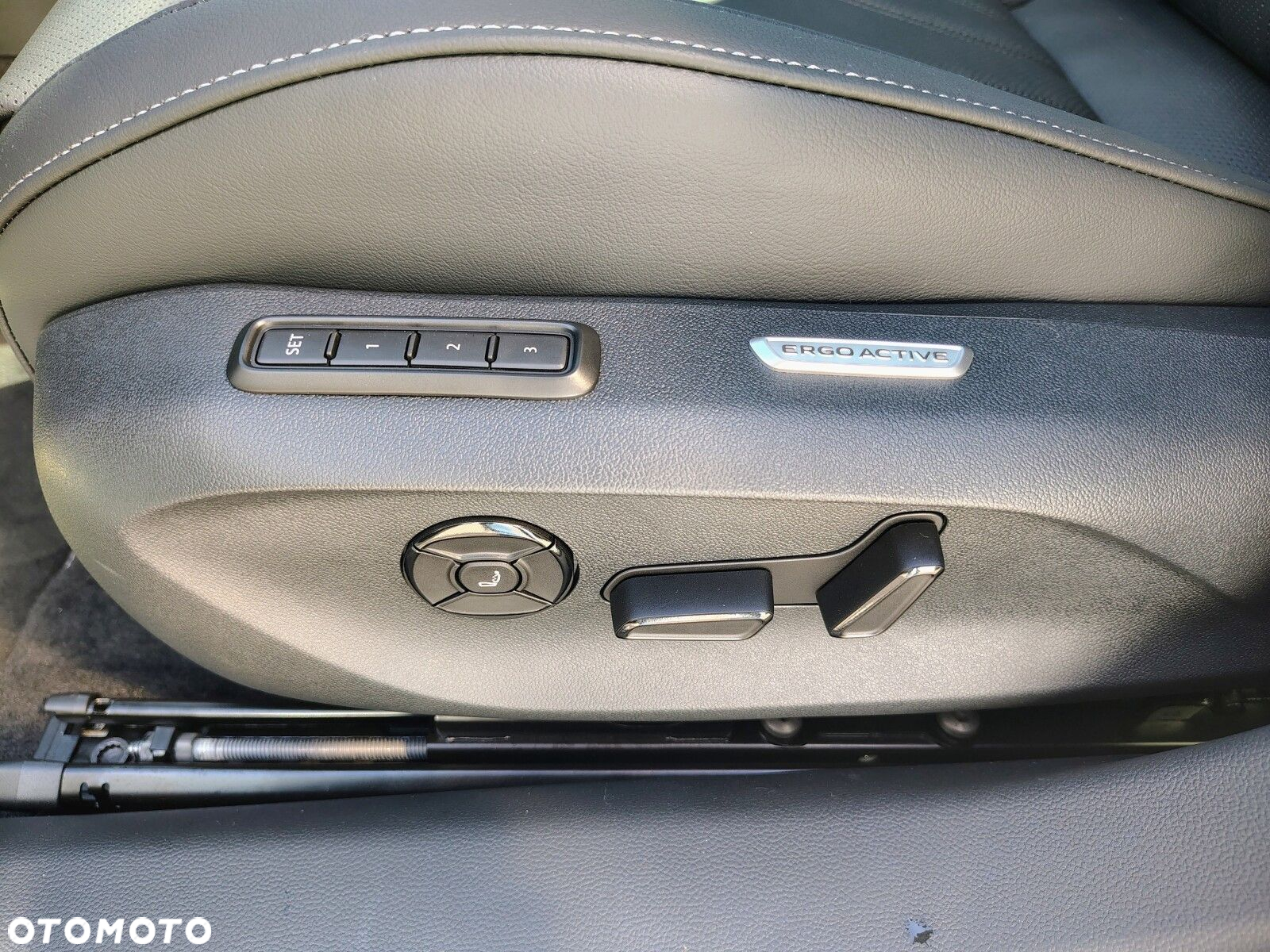 Volkswagen Passat - 22