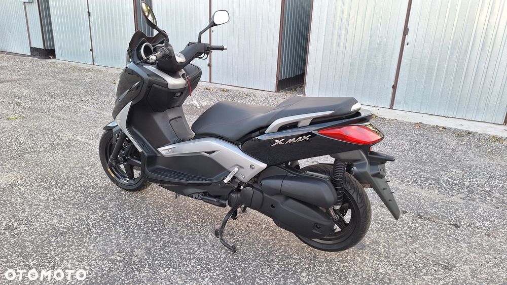 Yamaha X-max - 3