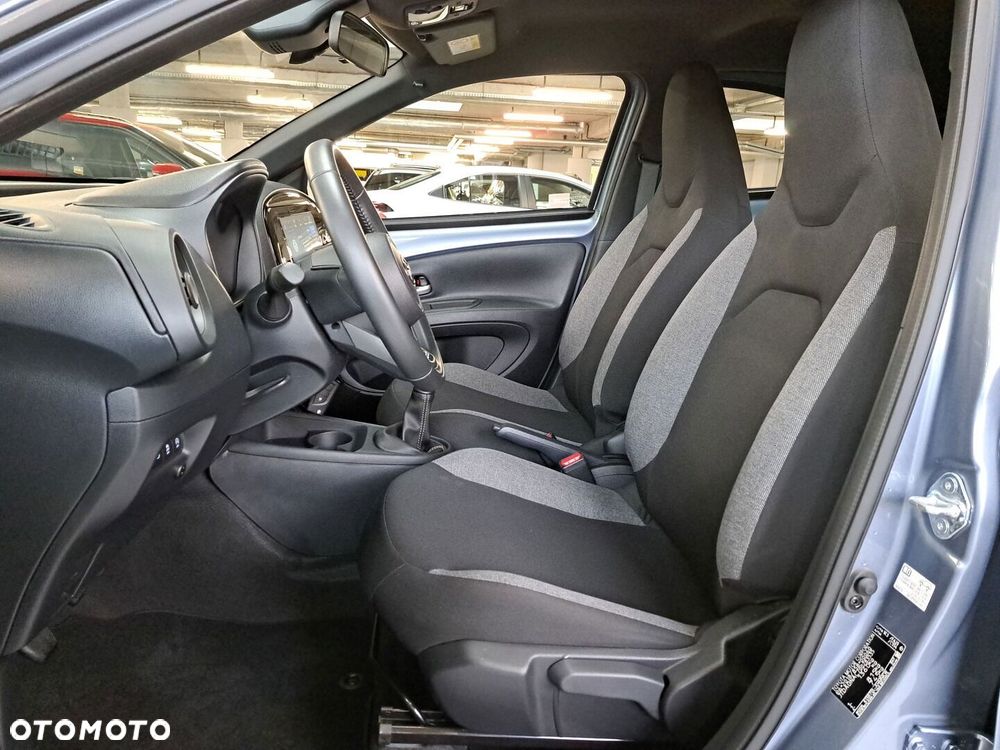 Toyota Aygo X - 12