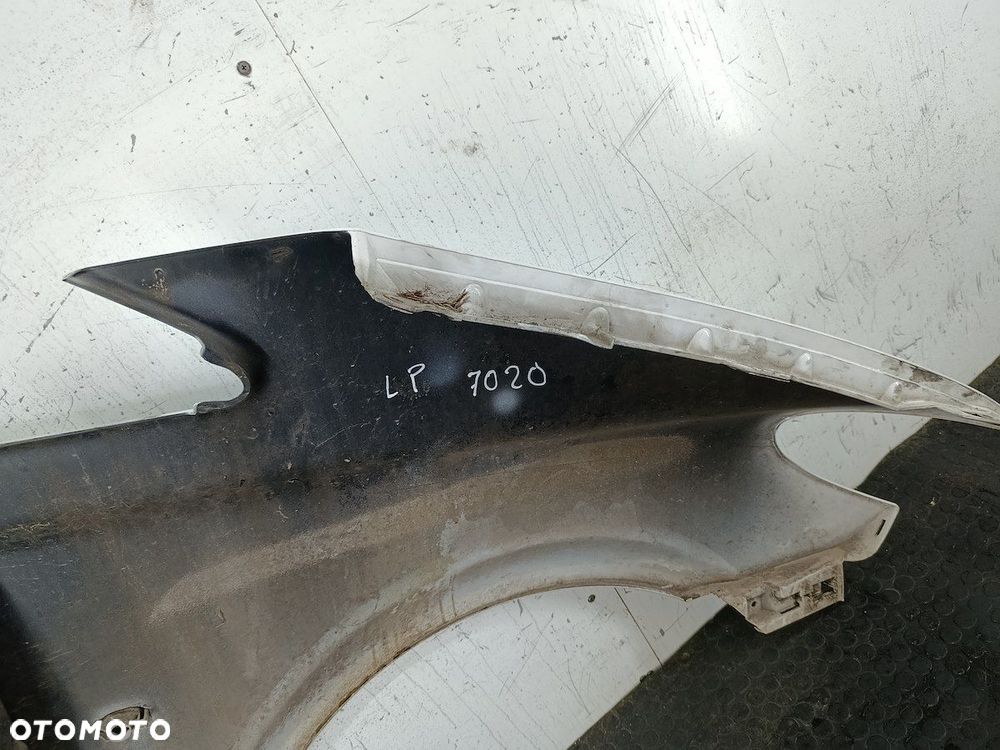BŁOTNIK LEWY PRZÓD MERCEDES-BENZ VITO W639 9147 - 9