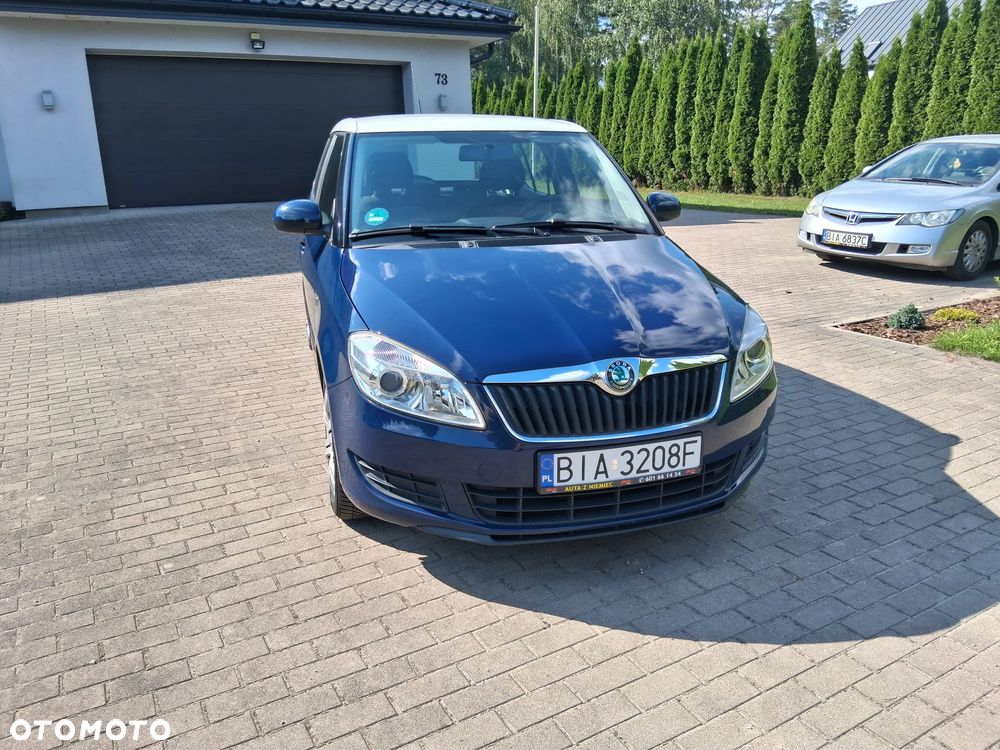 Skoda Fabia 1.2 HTP Ambiente - 2
