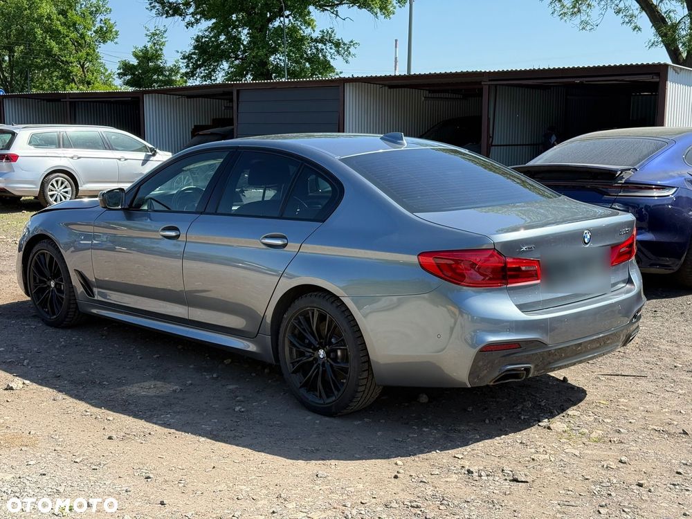 BMW Seria 5 530i xDrive M Sport sport - 12