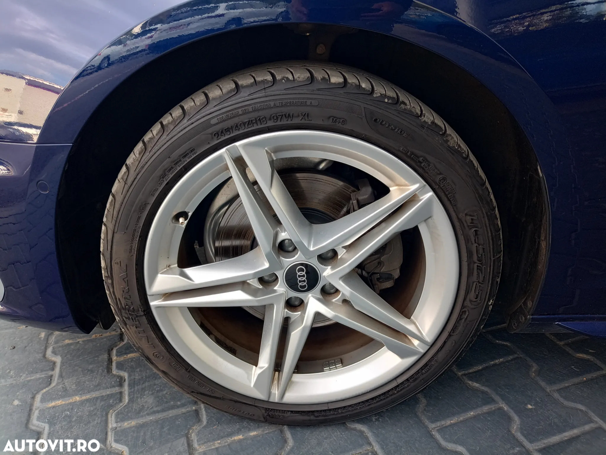 Audi A4 Avant 35 TDI S tronic S line - 4