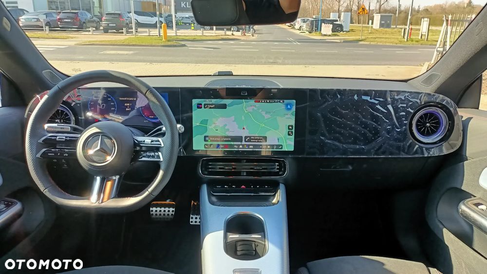 Mercedes-Benz CLA 200 mHEV 8G-DCT - 12