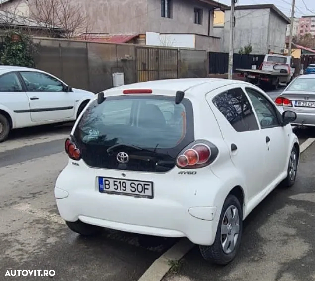 Toyota Aygo - 2