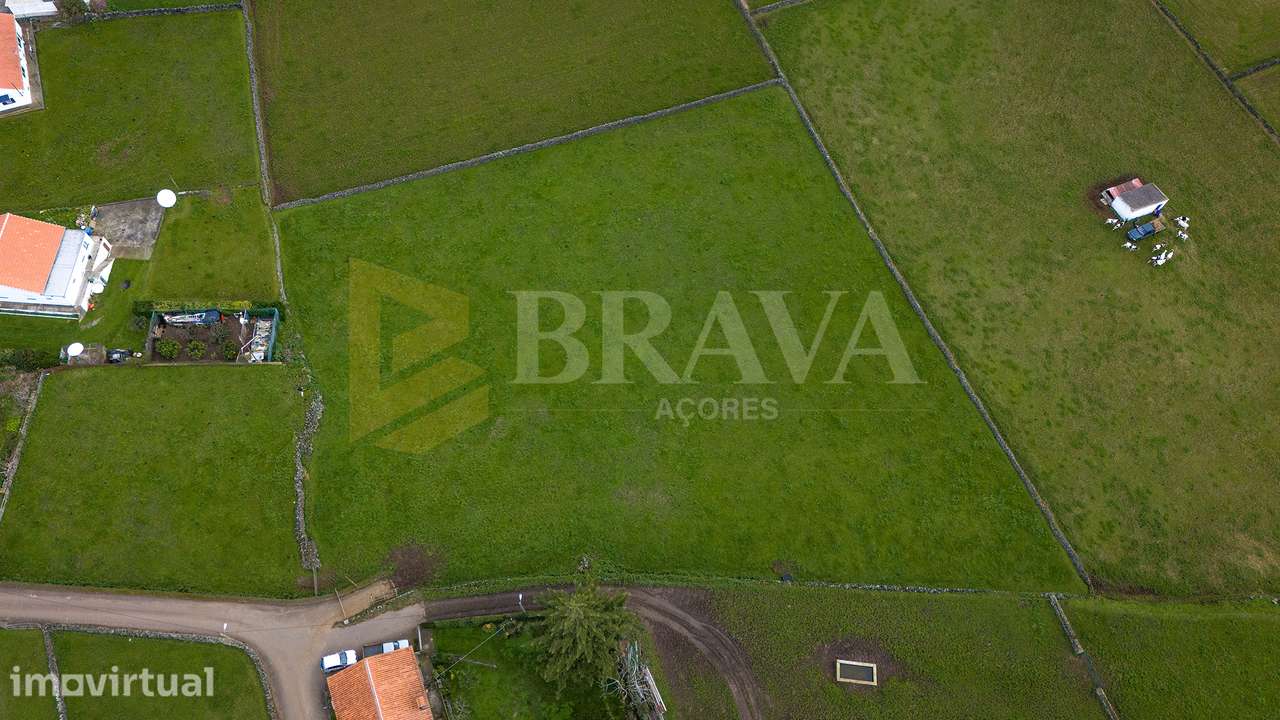 Terreno Rústico Urbanizável – Vila das Lajes, Praia da Vitória - Grande imagem: 4/7