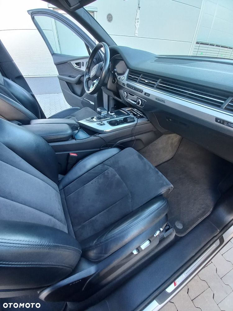 Audi Q7 - 29