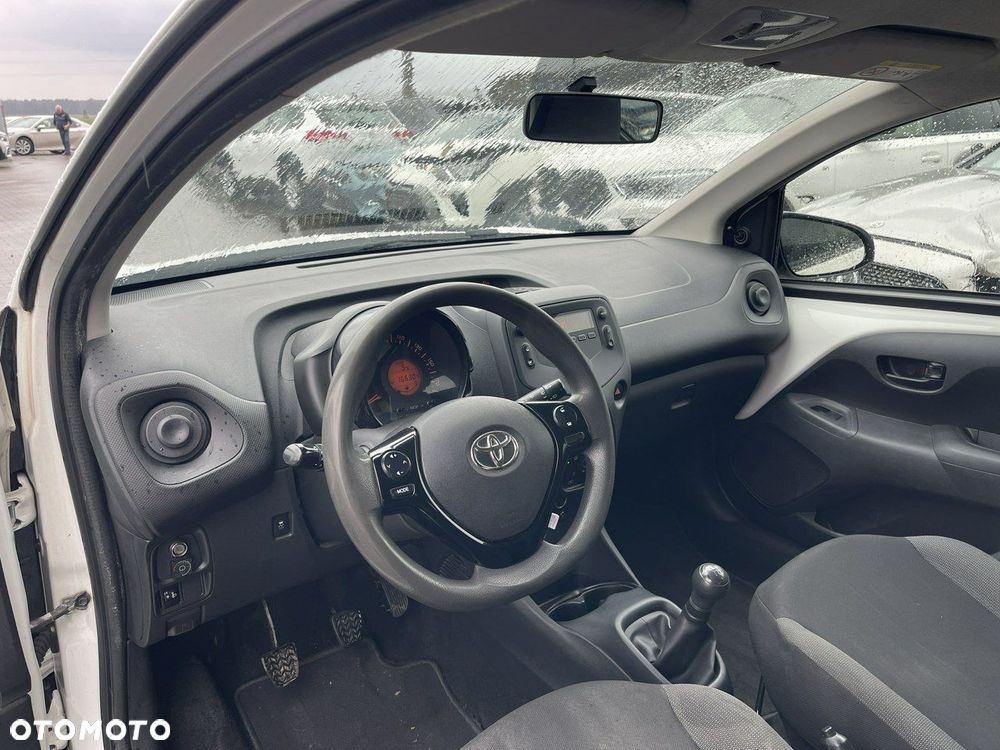 Toyota Aygo 1.0 VVT-i Color Edition - 8