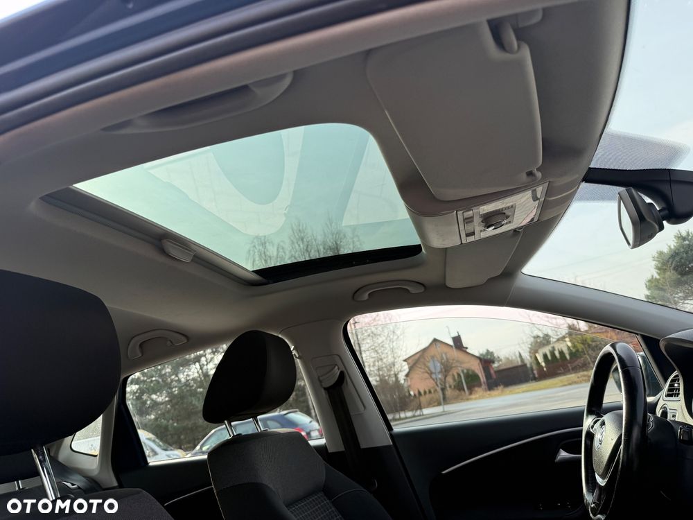 Volkswagen Polo 1.4 TDI (Blue Motion Technology) Comfortline - 14