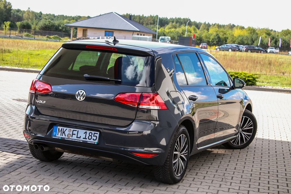 Volkswagen Golf 2.0 TDI BlueMotion Technology Allstar - 6