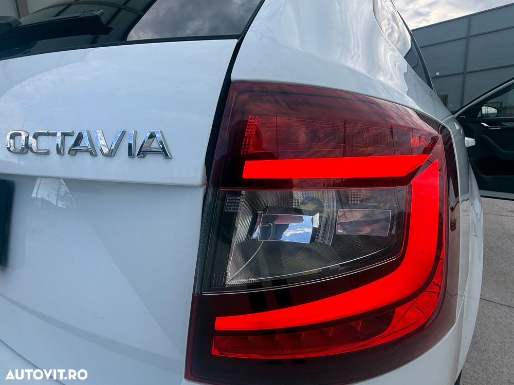 Skoda Octavia 2.0 TDI ELEGANCE DSG - 12