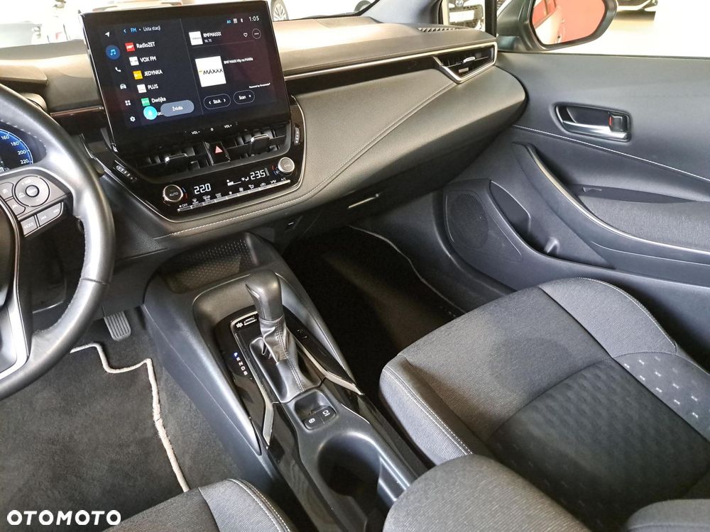 Toyota Corolla 1.8 Hybrid Comfort - 16