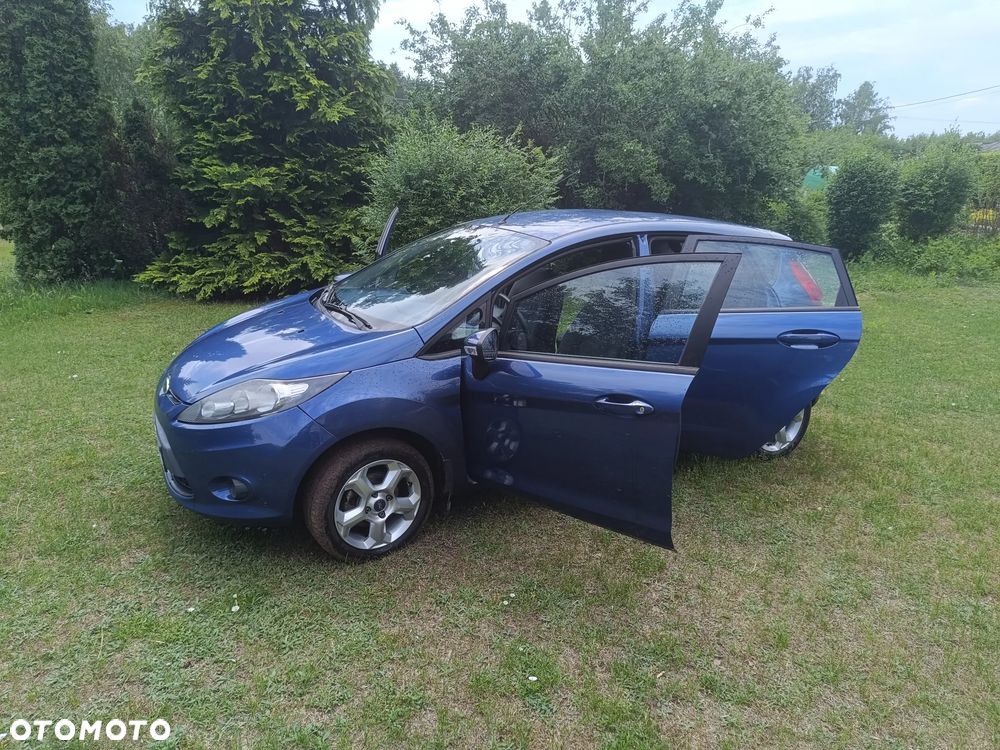 Ford Fiesta - 6